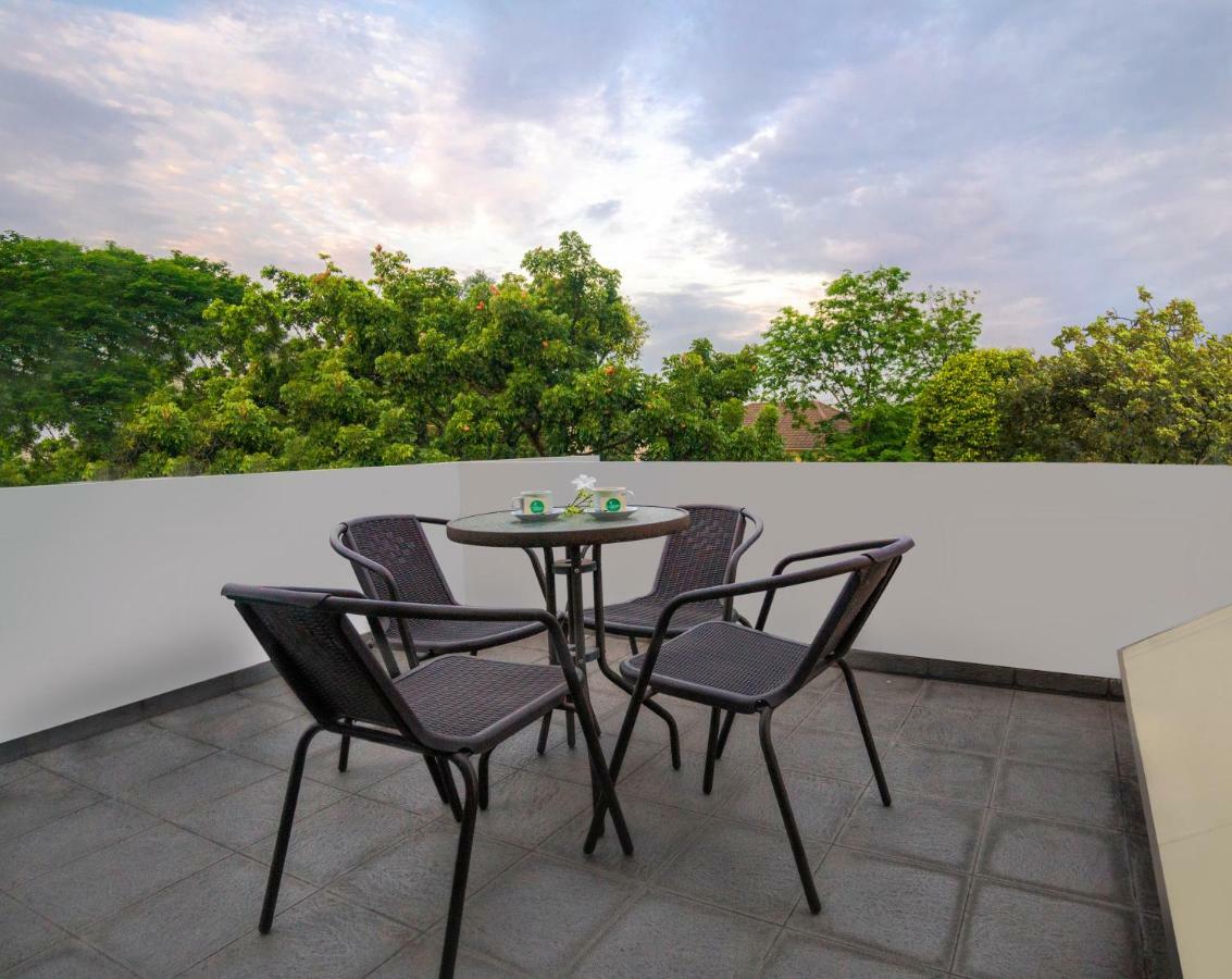 Legreen Suite Tebet Jakarta Eksteriør billede